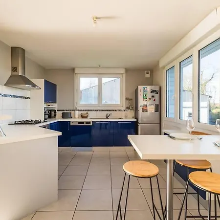 La Maison D'alphonse : Plouha, Proche De La